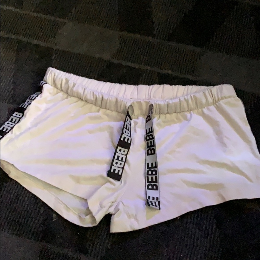 -Bebe -shorts